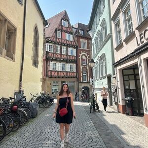 Meet your Posher, Maddie